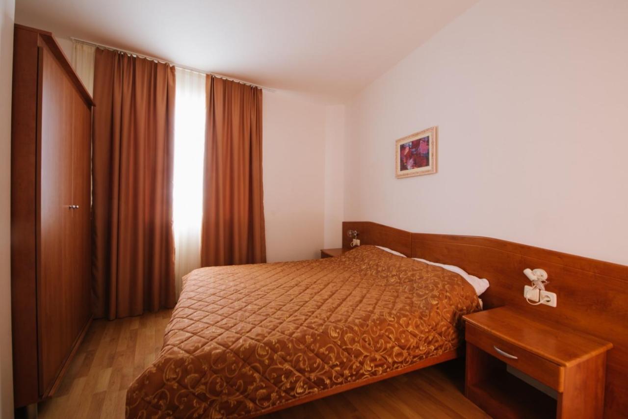 Villa Sunce Podgora Exterior foto